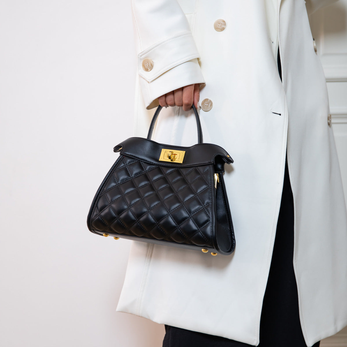 Fearless Quilted Large Capacity Luxury Handbag for Women